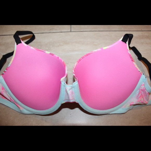 Victoria’s Secret PINK push up 34D bra - Picture 15 of 16